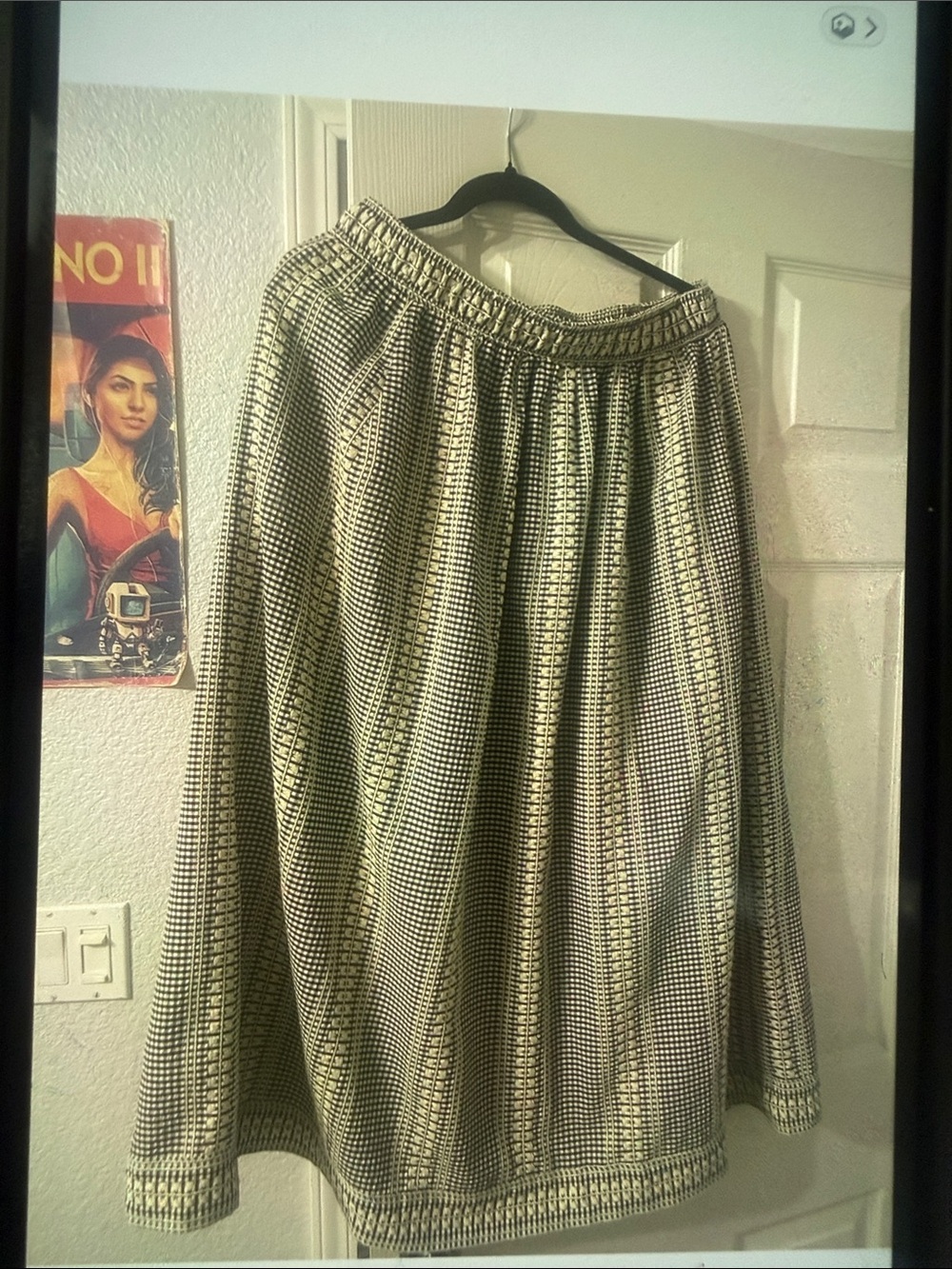 Classic Black & White Houndstooth Midi Skirt